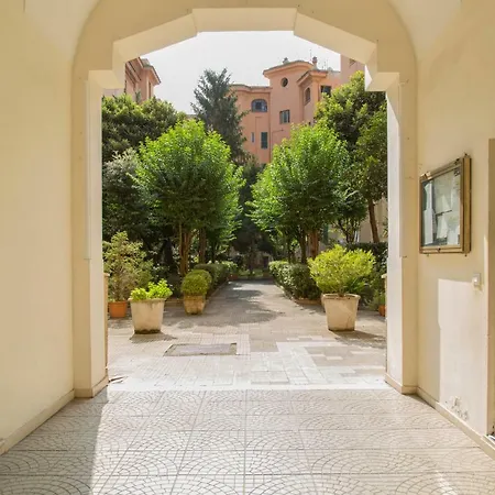 Caracciolo Vatican Apartment