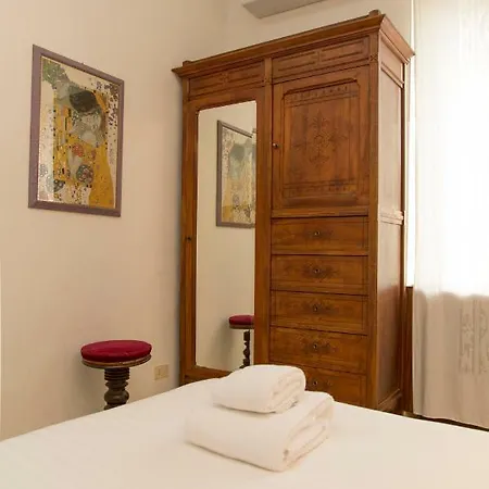 Apartment Caracciolo Vatican Rome